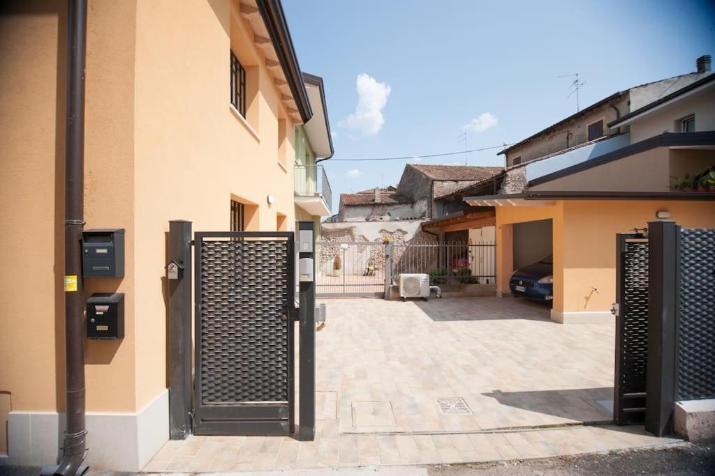 Casa Gemma - Big Family House With Free Parking Apartment Сан Джовани Лупатото Екстериор снимка