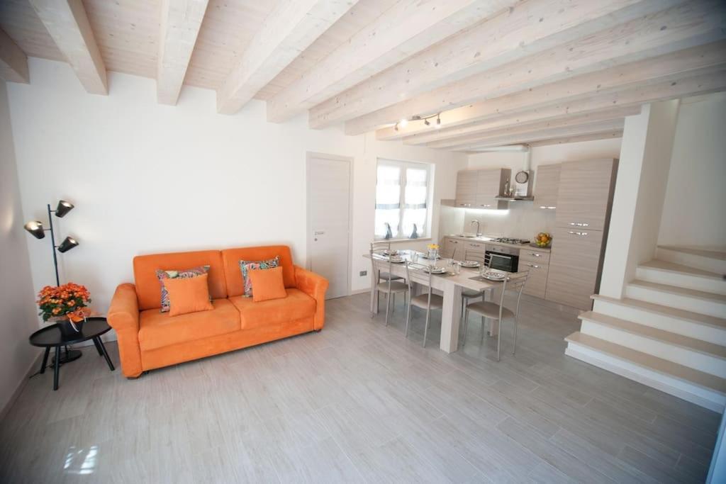 Casa Gemma - Big Family House With Free Parking Apartment Сан Джовани Лупатото Екстериор снимка